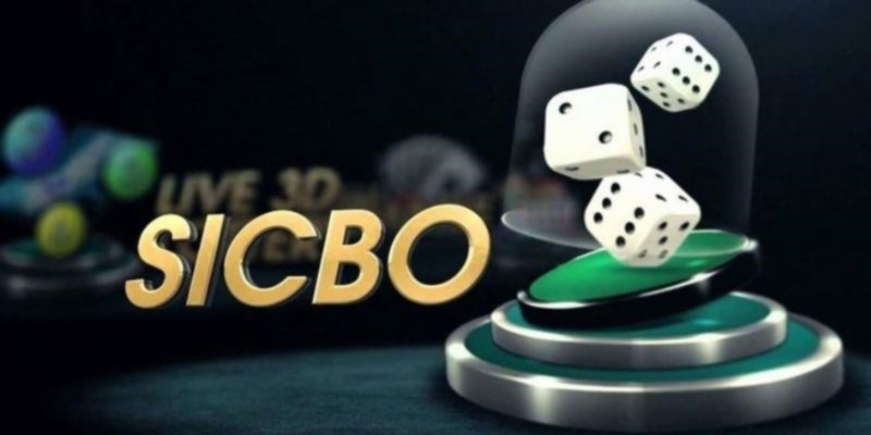 Sicbo là một trò chơi đánh bài gồm ba con xúc xắc được tung và người chơi đặt cược vào kết quả của ba con xúc xắc đó.