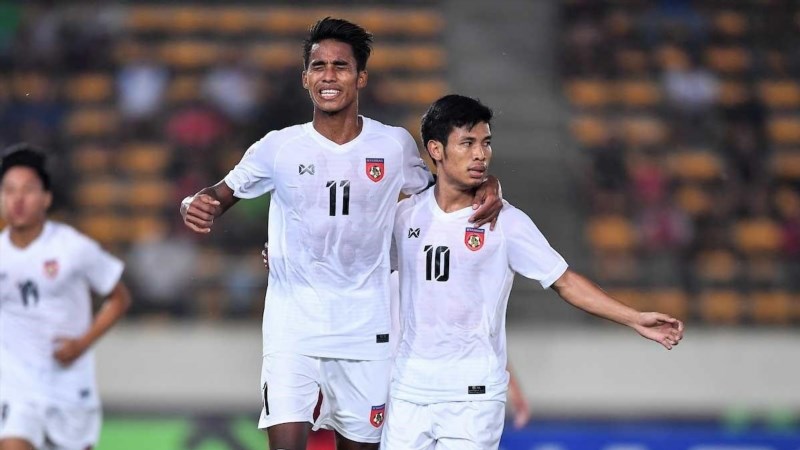 Soi kèo trận đấu giữa đội tuyển Myanmar và đội tuyển Lào để tìm hiểu thêm về phong độ và khả năng thi đấu của hai đội.